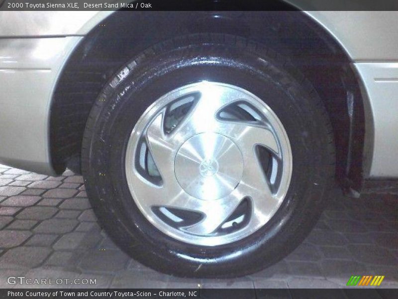 Desert Sand Mica / Oak 2000 Toyota Sienna XLE