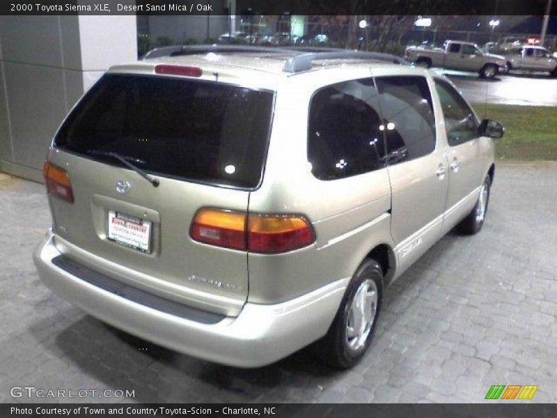 Desert Sand Mica / Oak 2000 Toyota Sienna XLE