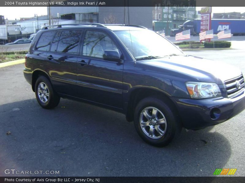 Indigo Ink Pearl / Ash 2004 Toyota Highlander V6 4WD