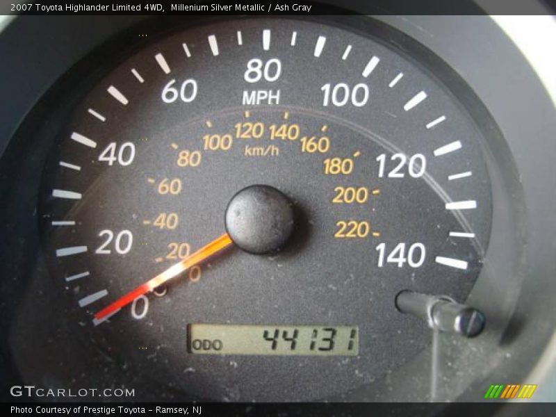 Millenium Silver Metallic / Ash Gray 2007 Toyota Highlander Limited 4WD