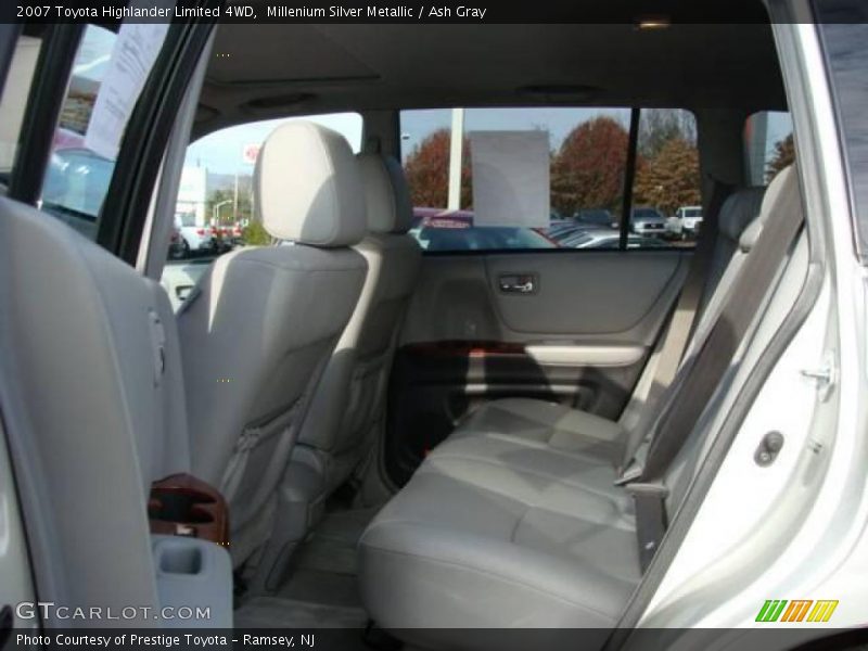 Millenium Silver Metallic / Ash Gray 2007 Toyota Highlander Limited 4WD
