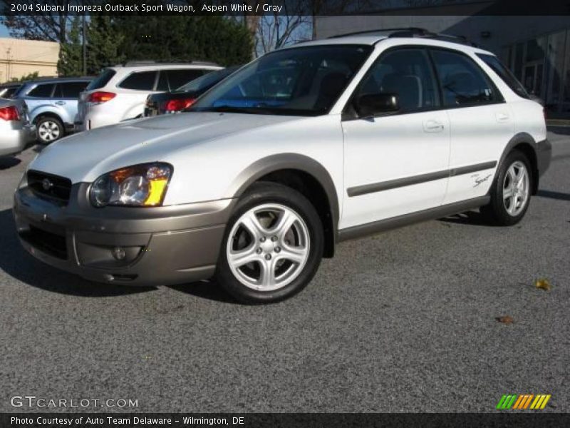 Aspen White / Gray 2004 Subaru Impreza Outback Sport Wagon