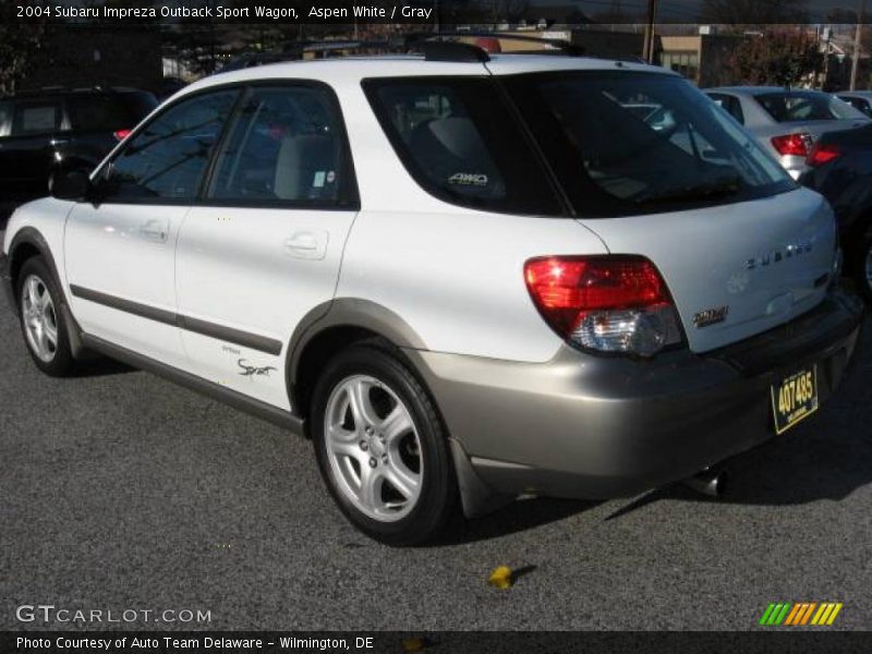 Aspen White / Gray 2004 Subaru Impreza Outback Sport Wagon
