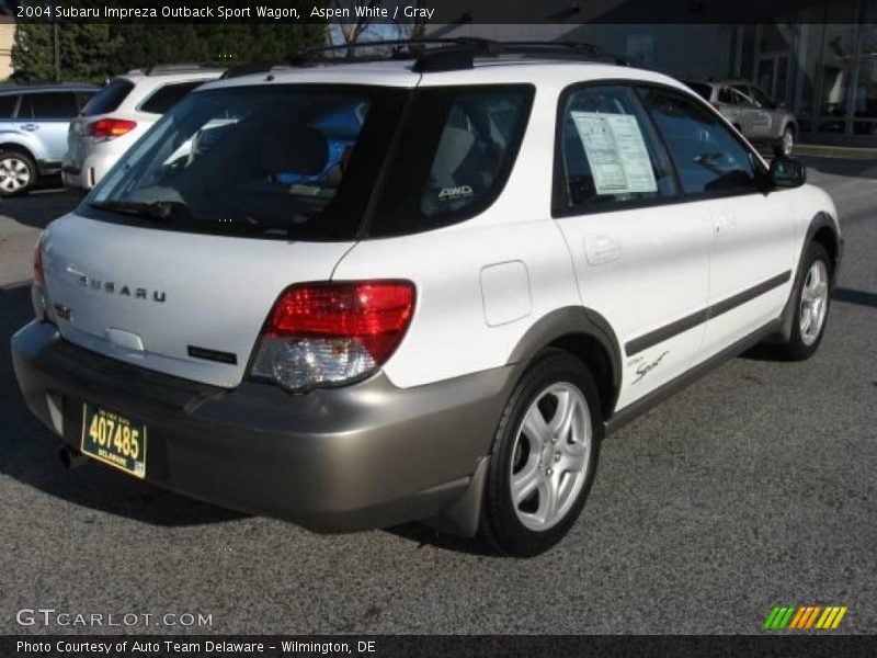 Aspen White / Gray 2004 Subaru Impreza Outback Sport Wagon