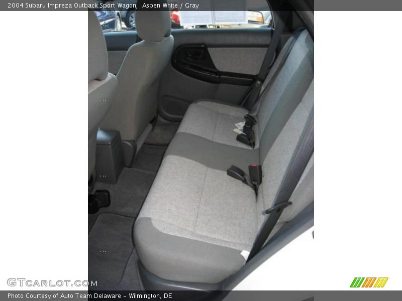Aspen White / Gray 2004 Subaru Impreza Outback Sport Wagon