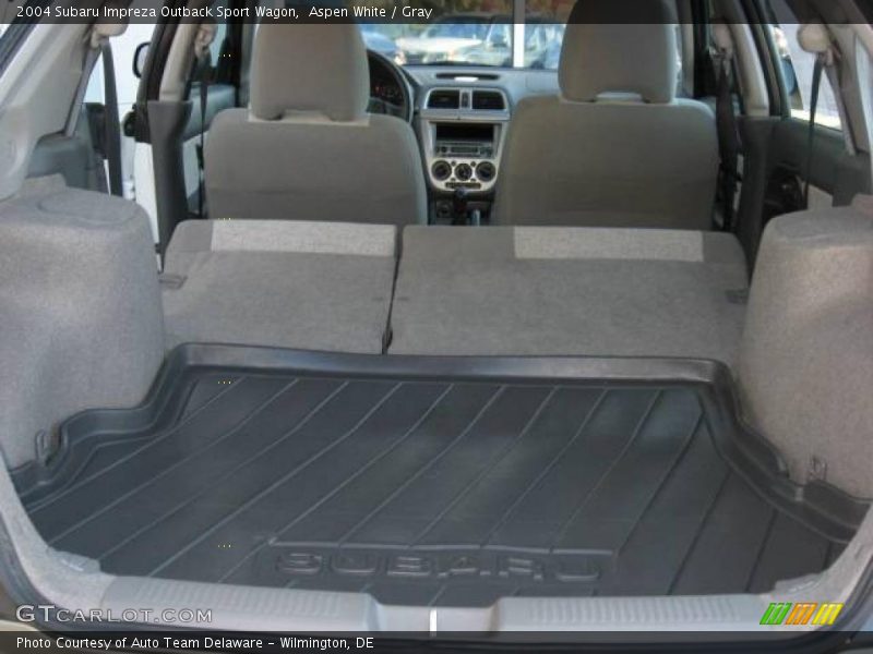 Aspen White / Gray 2004 Subaru Impreza Outback Sport Wagon