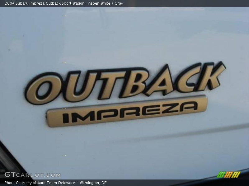 Aspen White / Gray 2004 Subaru Impreza Outback Sport Wagon