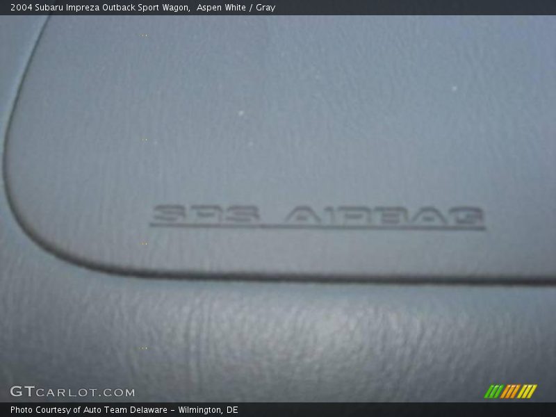Aspen White / Gray 2004 Subaru Impreza Outback Sport Wagon