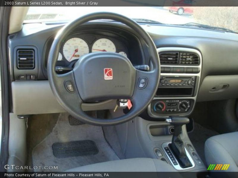 Bright Silver / Gray 2003 Saturn L Series L200 Sedan