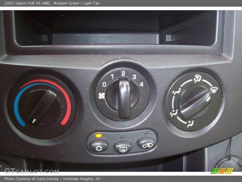 Medium Green / Light Tan 2003 Saturn VUE V6 AWD