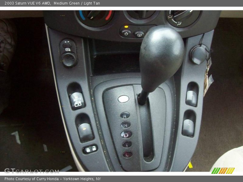 Medium Green / Light Tan 2003 Saturn VUE V6 AWD