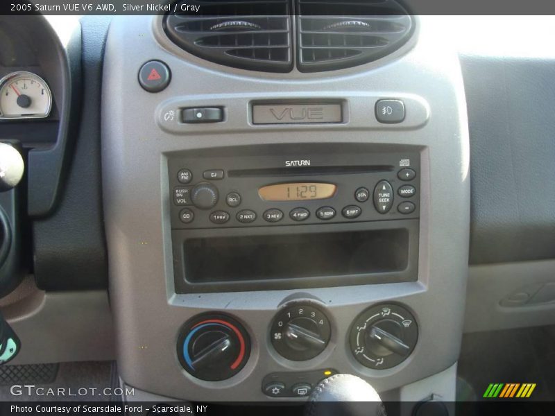Silver Nickel / Gray 2005 Saturn VUE V6 AWD