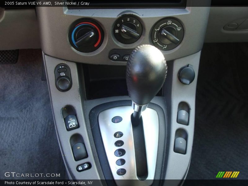 Silver Nickel / Gray 2005 Saturn VUE V6 AWD