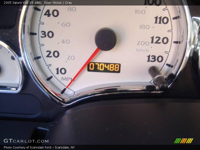 Silver Nickel / Gray 2005 Saturn VUE V6 AWD