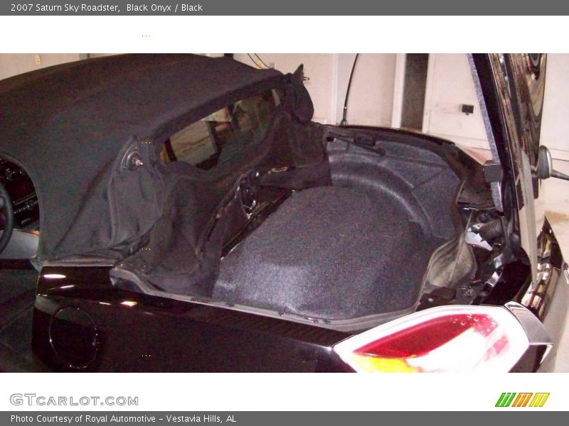 Black Onyx / Black 2007 Saturn Sky Roadster