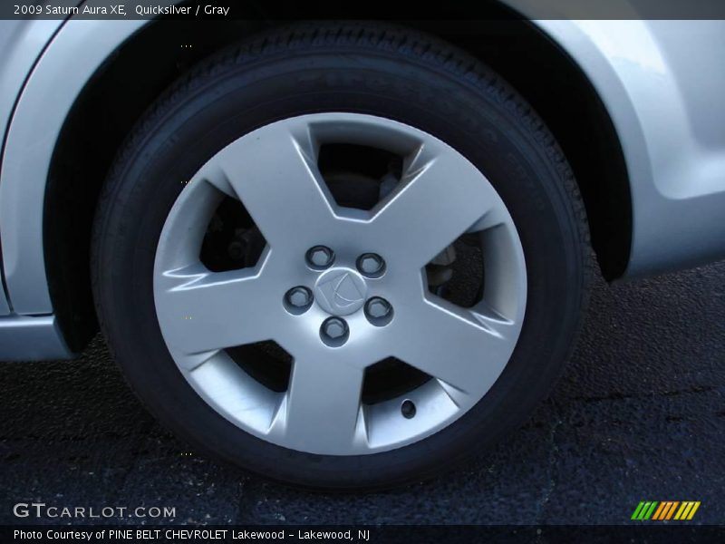 Quicksilver / Gray 2009 Saturn Aura XE
