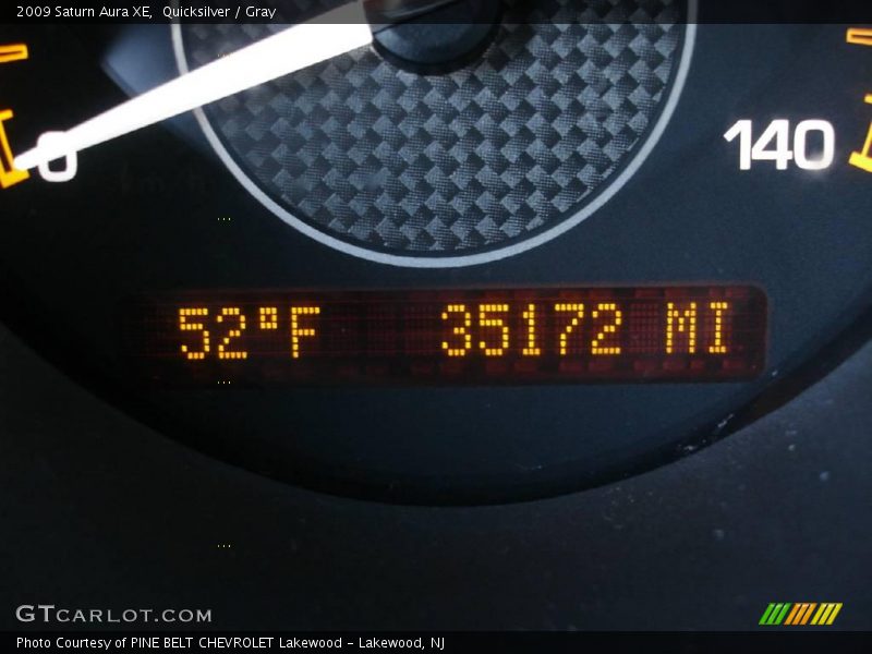 Quicksilver / Gray 2009 Saturn Aura XE