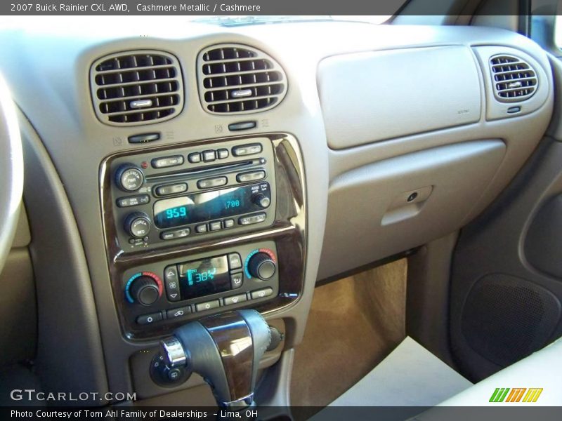 Cashmere Metallic / Cashmere 2007 Buick Rainier CXL AWD