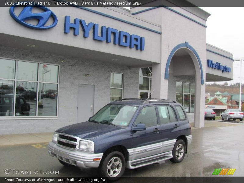 Dark Blue Metallic / Medium Gray 2001 Chevrolet Tracker LT Hardtop 4WD