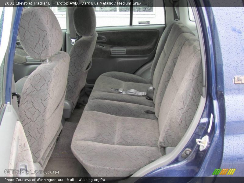 Dark Blue Metallic / Medium Gray 2001 Chevrolet Tracker LT Hardtop 4WD