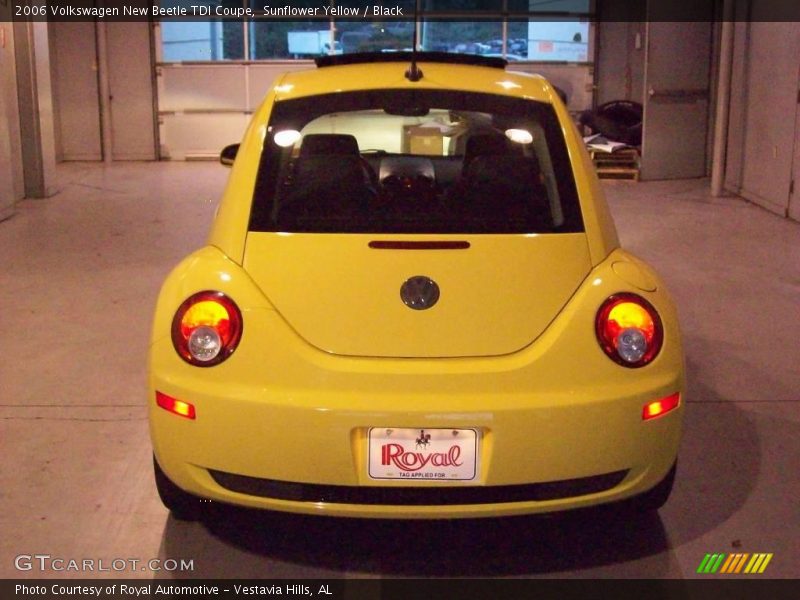 Sunflower Yellow / Black 2006 Volkswagen New Beetle TDI Coupe