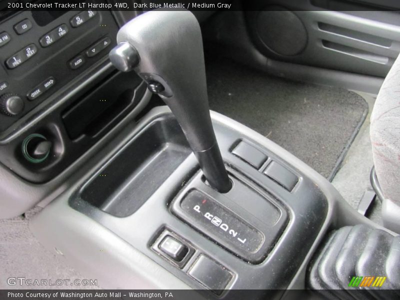 Dark Blue Metallic / Medium Gray 2001 Chevrolet Tracker LT Hardtop 4WD