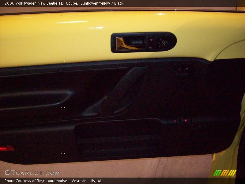 Sunflower Yellow / Black 2006 Volkswagen New Beetle TDI Coupe
