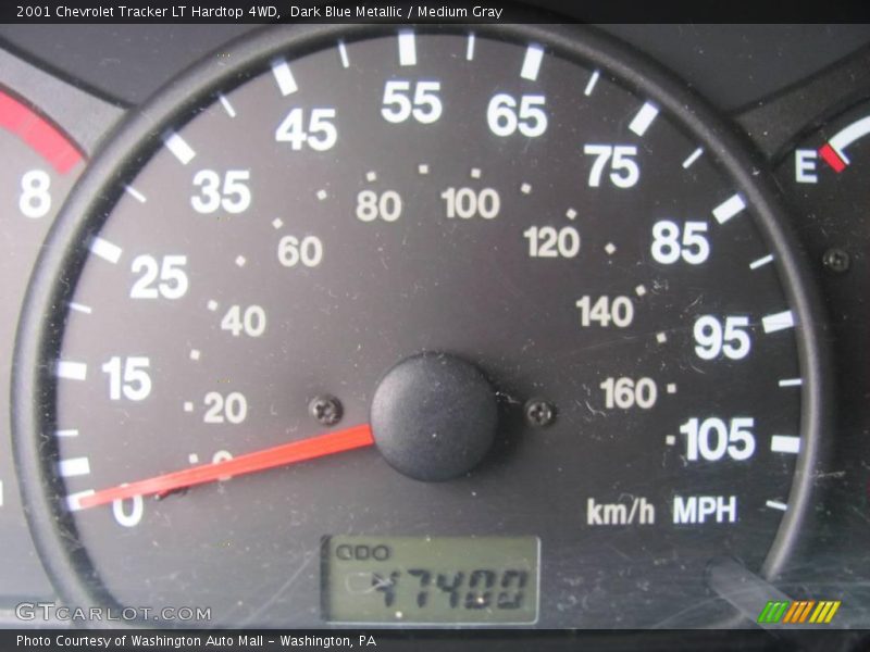 Dark Blue Metallic / Medium Gray 2001 Chevrolet Tracker LT Hardtop 4WD