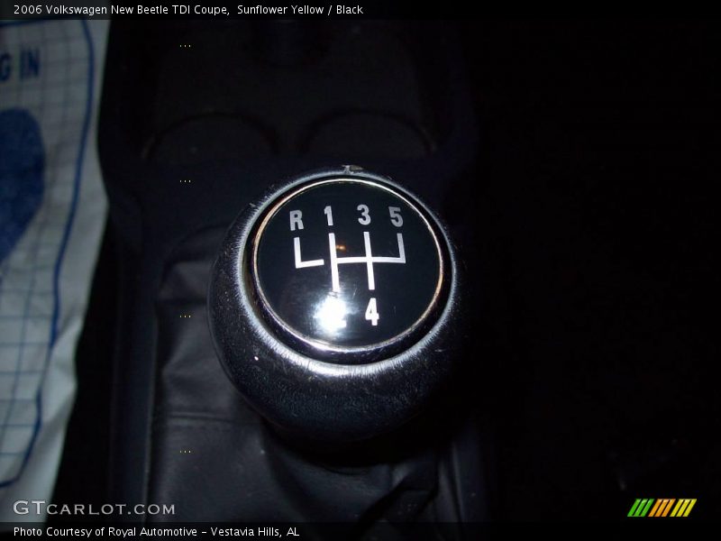 Sunflower Yellow / Black 2006 Volkswagen New Beetle TDI Coupe