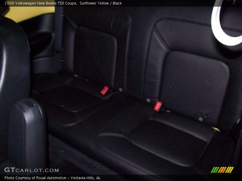 Sunflower Yellow / Black 2006 Volkswagen New Beetle TDI Coupe