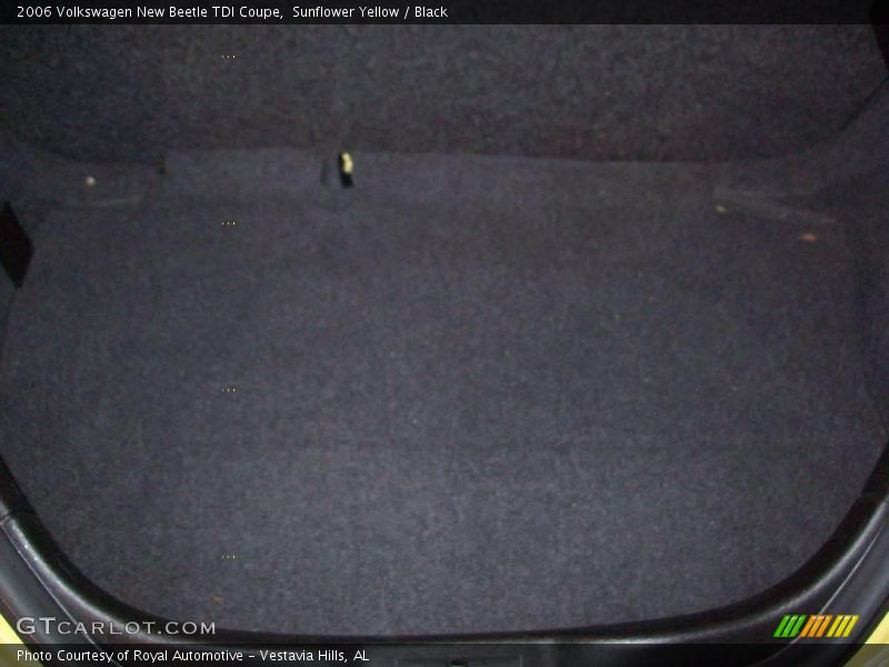 Sunflower Yellow / Black 2006 Volkswagen New Beetle TDI Coupe