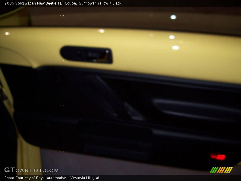 Sunflower Yellow / Black 2006 Volkswagen New Beetle TDI Coupe