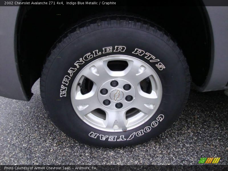 Indigo Blue Metallic / Graphite 2002 Chevrolet Avalanche Z71 4x4