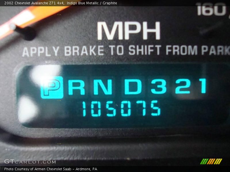 Indigo Blue Metallic / Graphite 2002 Chevrolet Avalanche Z71 4x4