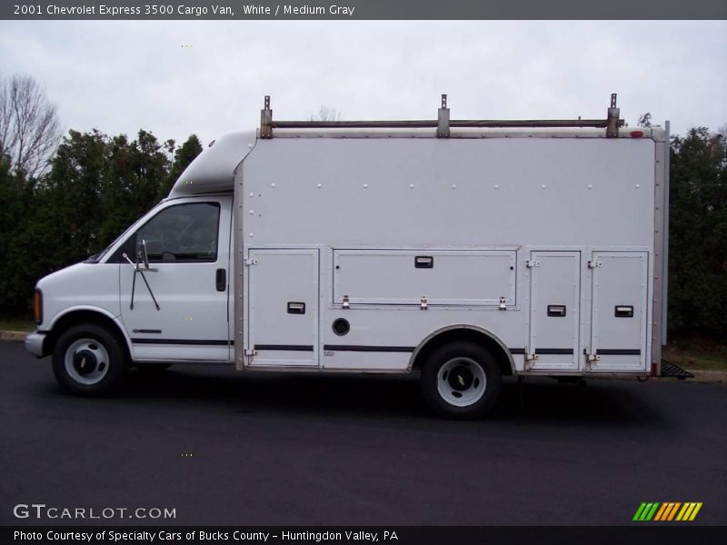 White / Medium Gray 2001 Chevrolet Express 3500 Cargo Van