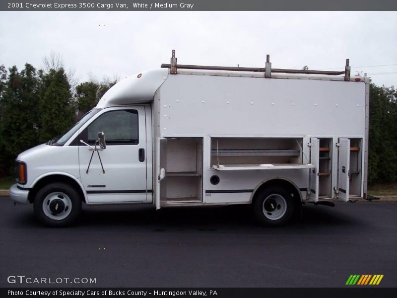 White / Medium Gray 2001 Chevrolet Express 3500 Cargo Van