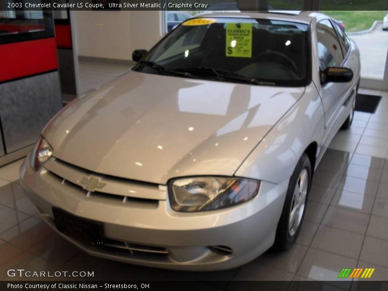 Ultra Silver Metallic / Graphite Gray 2003 Chevrolet Cavalier LS Coupe