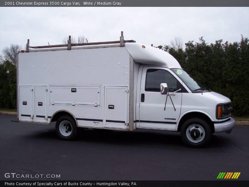 White / Medium Gray 2001 Chevrolet Express 3500 Cargo Van