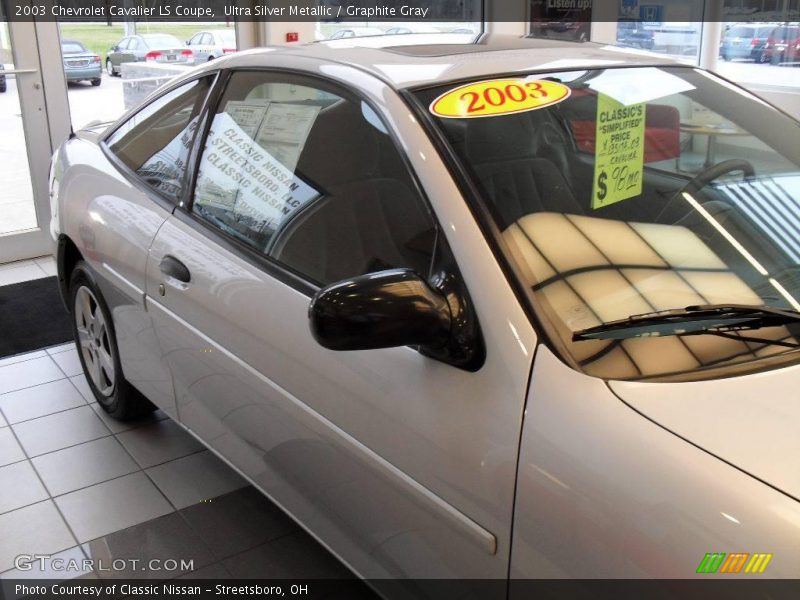 Ultra Silver Metallic / Graphite Gray 2003 Chevrolet Cavalier LS Coupe