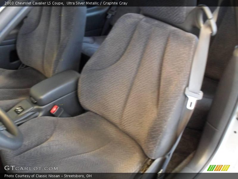Ultra Silver Metallic / Graphite Gray 2003 Chevrolet Cavalier LS Coupe