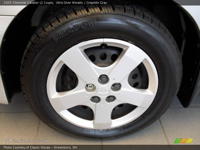 Ultra Silver Metallic / Graphite Gray 2003 Chevrolet Cavalier LS Coupe