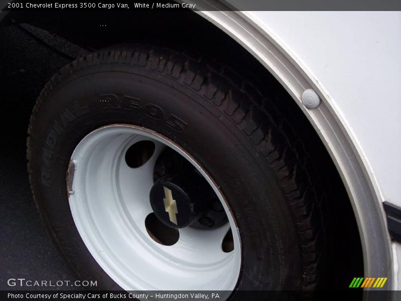 White / Medium Gray 2001 Chevrolet Express 3500 Cargo Van