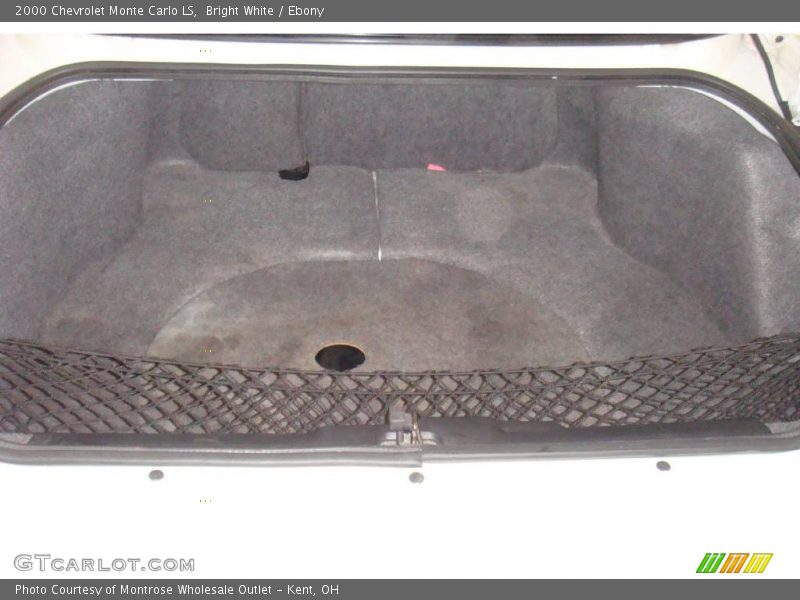 Bright White / Ebony 2000 Chevrolet Monte Carlo LS