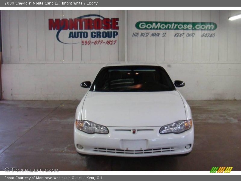 Bright White / Ebony 2000 Chevrolet Monte Carlo LS