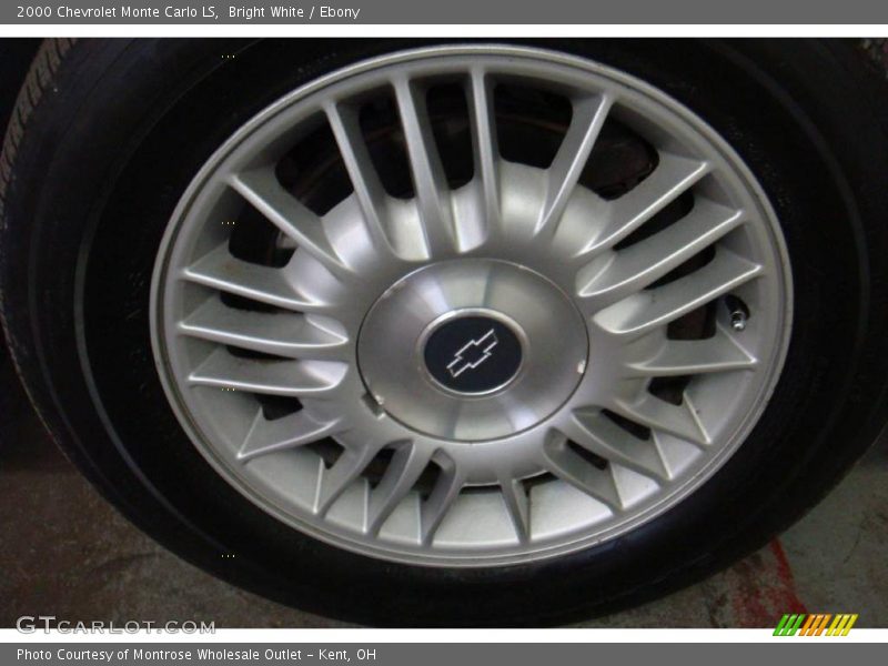 Bright White / Ebony 2000 Chevrolet Monte Carlo LS