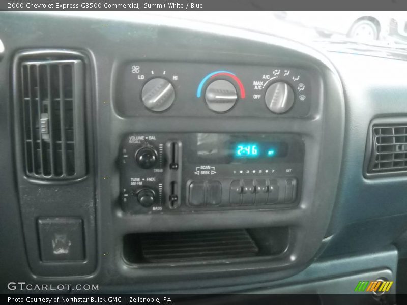 Summit White / Blue 2000 Chevrolet Express G3500 Commercial