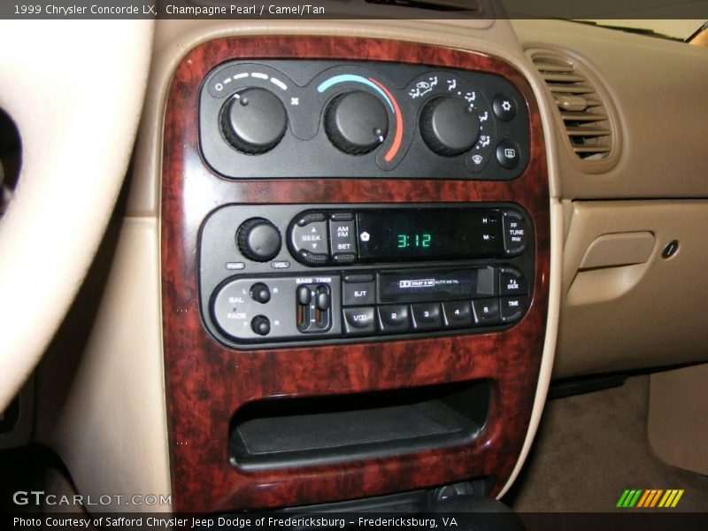 Champagne Pearl / Camel/Tan 1999 Chrysler Concorde LX