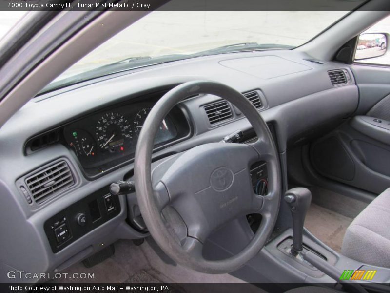 Lunar Mist Metallic / Gray 2000 Toyota Camry LE