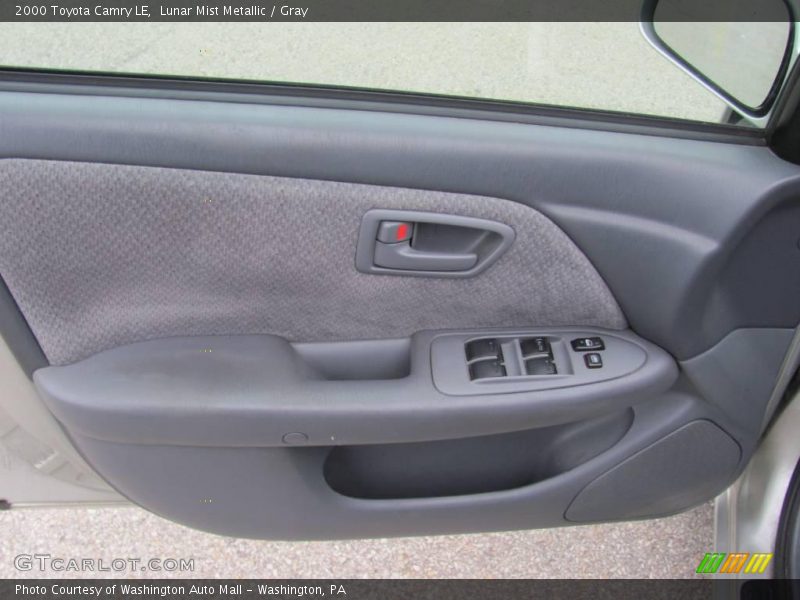 Lunar Mist Metallic / Gray 2000 Toyota Camry LE