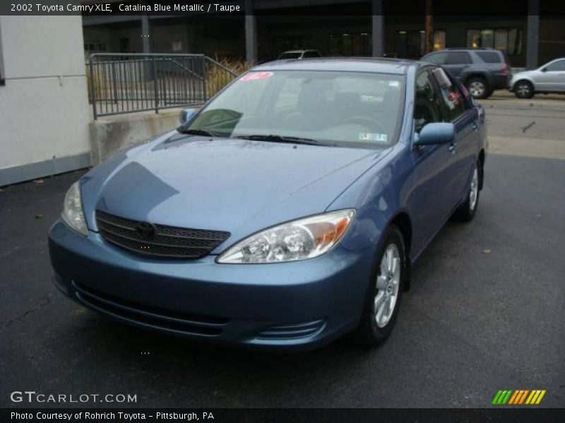 Catalina Blue Metallic / Taupe 2002 Toyota Camry XLE